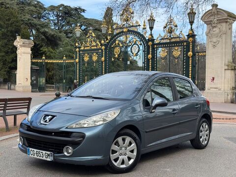 Peugeot 207 1.4e 16v 90ch Exécutive 2006 occasion Couzon-au-Mont-d'Or 69270