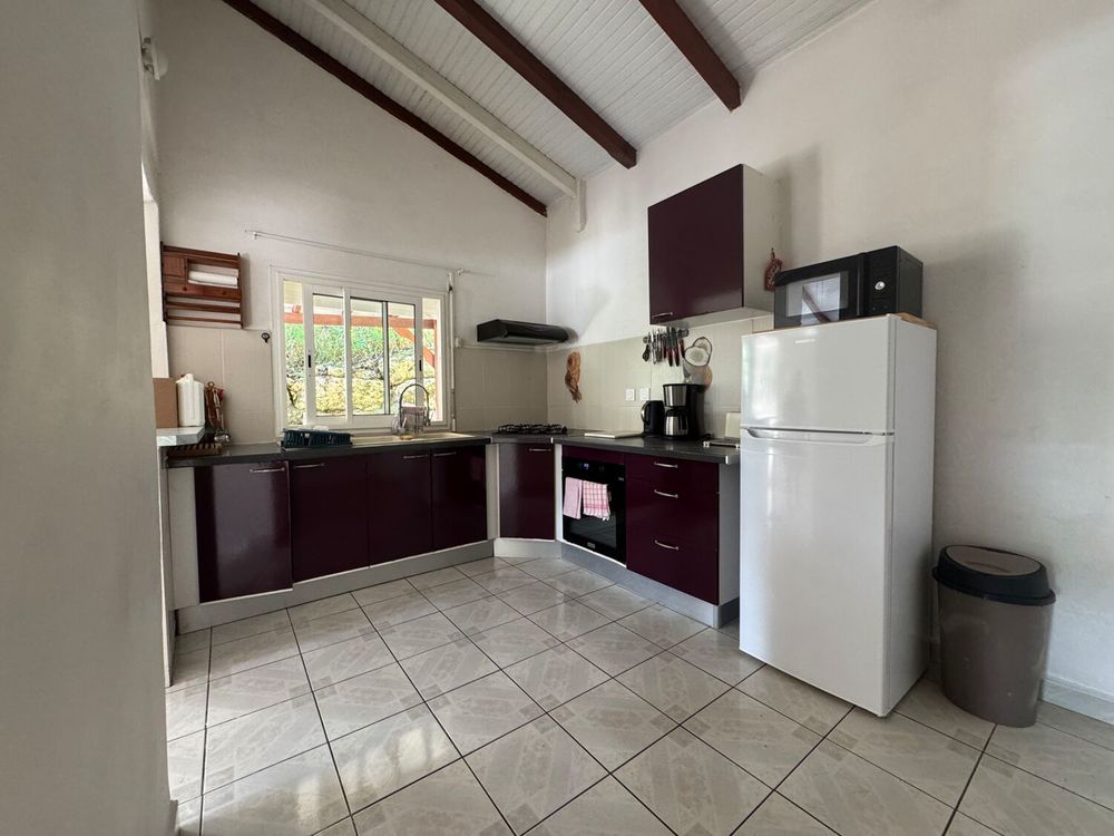 Location Maison Maison meublé Sainte-anne