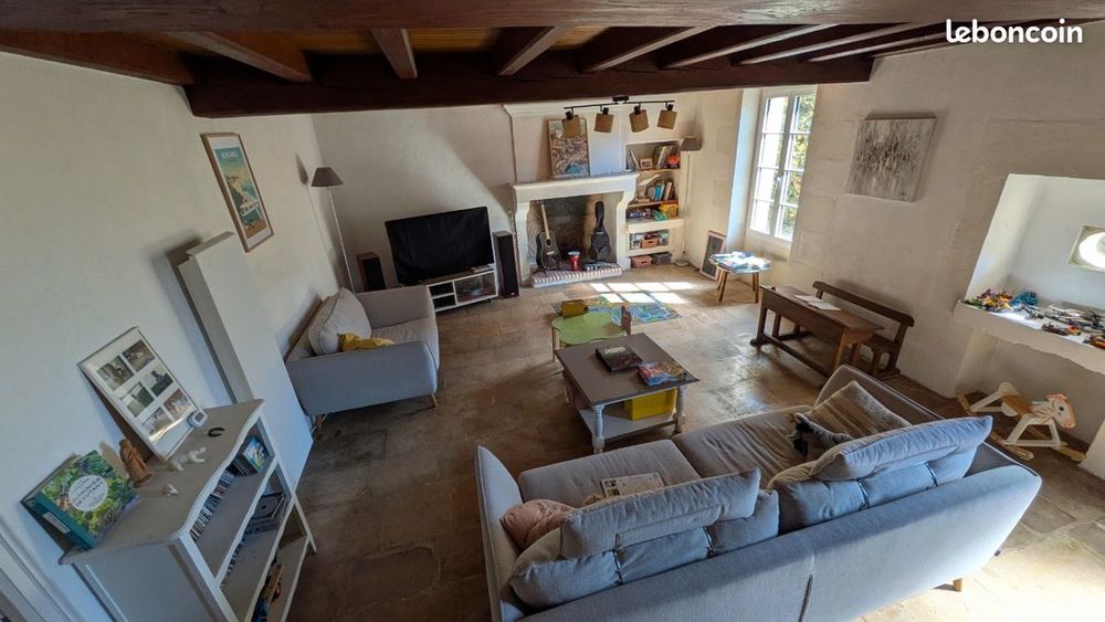 Vente Maison Maison 169m2 avec dépendance et jardin au calme La crèche