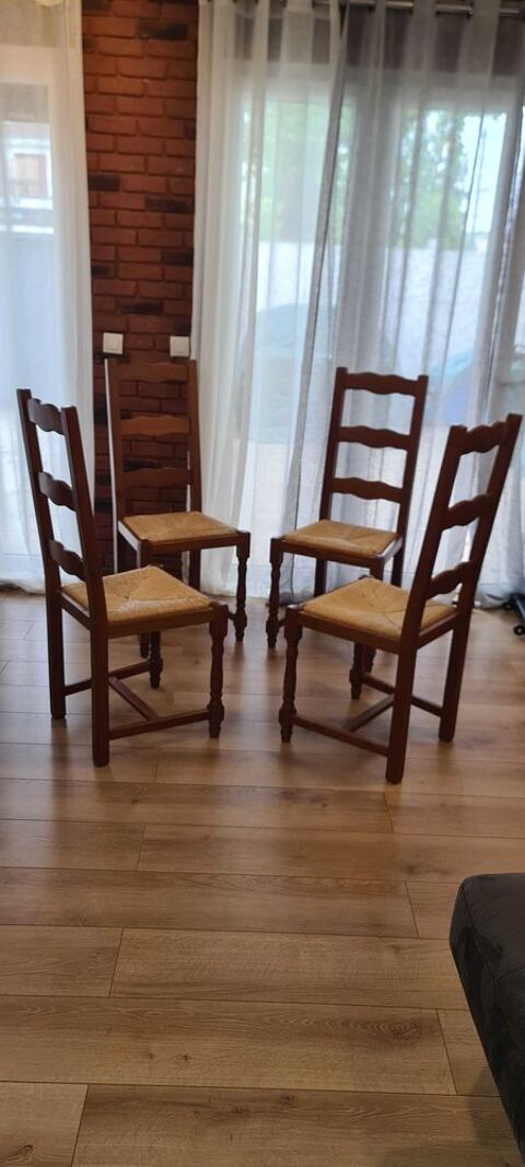 Lot de 4 chaises en bois et osier 100 Épinay-sur-Seine (93)