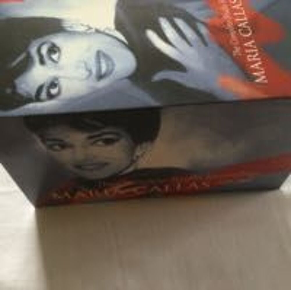 Coffret complet de 70 CD de Maria Callas. The Compl&egrave;te Studio Recordings - 1949-1969. EMI Classics DVD et blu-ray