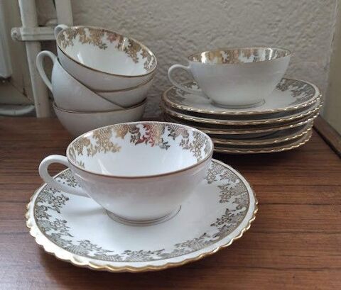 Tasse  Th ou caf - Blanc et or 30 Saint-Loup-des-Chaumes (18)