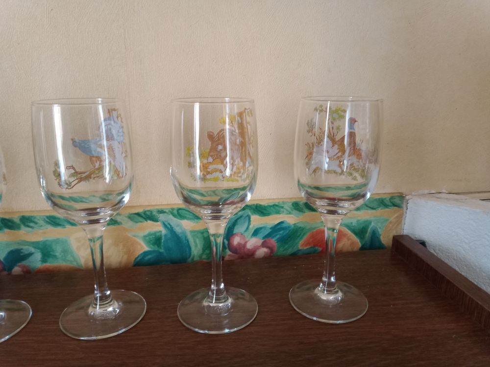 6 verres &agrave; pied chasse / gibier Décoration