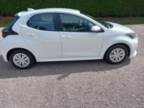 Yaris STE 1.5 HYBRIDE DYNAMIC BUSINESS GPS CAMERA 2 PLACES 43345KM 2023 occasion 88220 Urim&eacute;nil