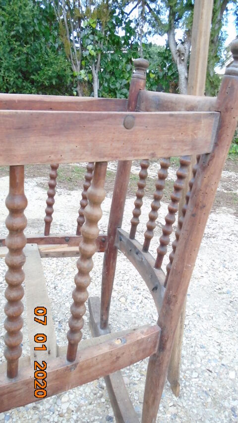 berceau bb  bascule 50 Bagnols-sur-Cze (30)