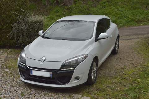 Renault megane iii coupe M&eacute;gane III Coup&eacute; dCi 110 F