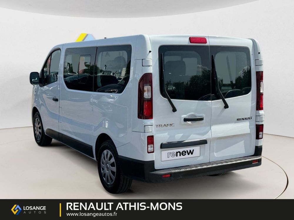 Trafic Combi L1 dCi 95 Stop&Start Life 2017 occasion 91200 Athis-Mons