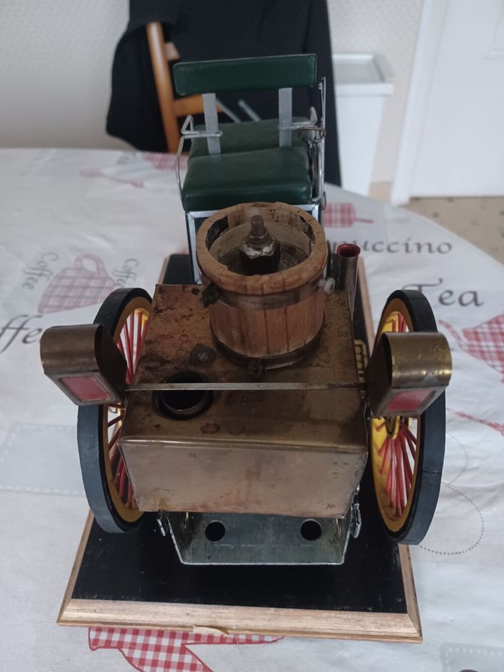 Voiture &agrave; vapeur Dedion Bouton 