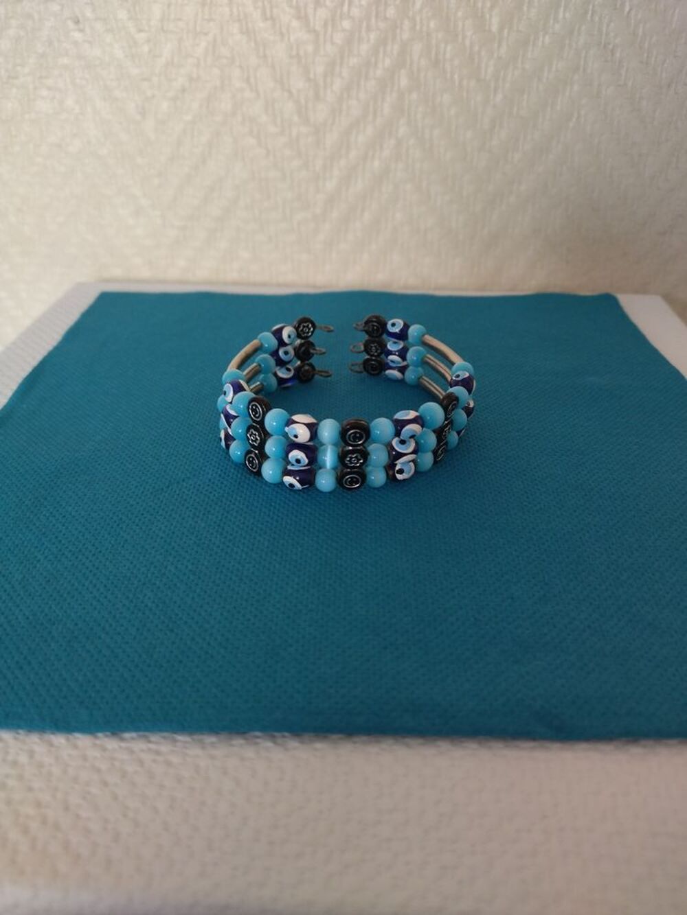 Bracelet oeil de la chance Bijoux et montres