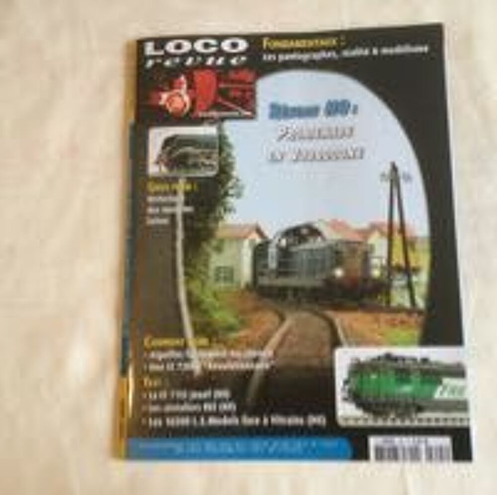 Loco revue n&deg; 745 d'ao&ucirc;t 2009. R&eacute;seau HO. Promenade en Bourg Livres et BD