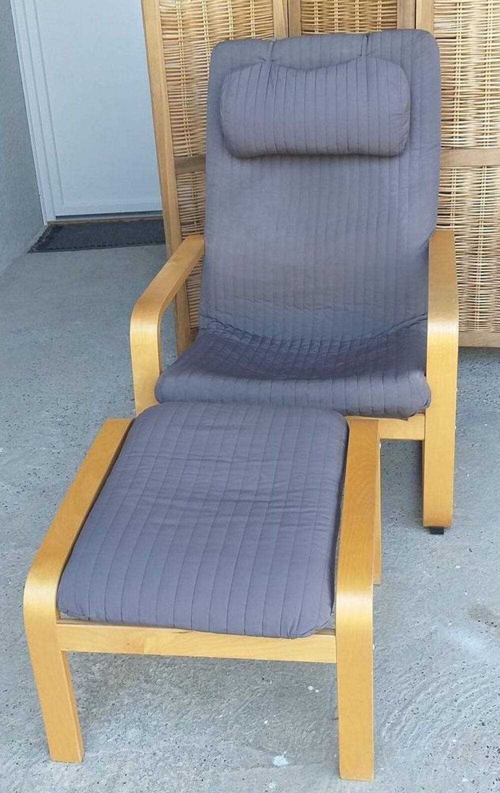 Fauteuil Style Scandinave avec repose-pieds Bon &Eacute;tat - 3 Meubles