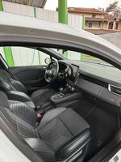 Clio V Clio E-Tech hybride 145 Evolution 2024 occasion 38230 Tignieu-Jameyzieu