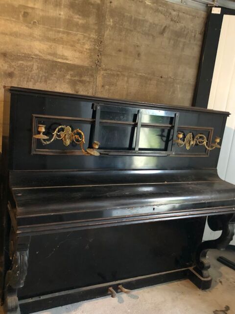 piano droit 100 Montlu�on (03)
