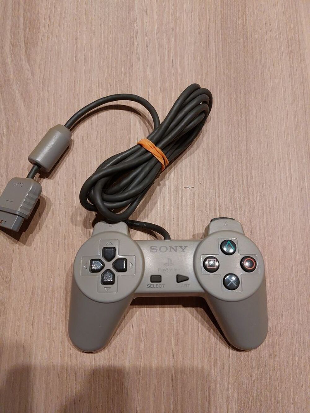 Manette Officielle PS1 PSone Sony Playstation1 TBE Consoles et jeux vid�os