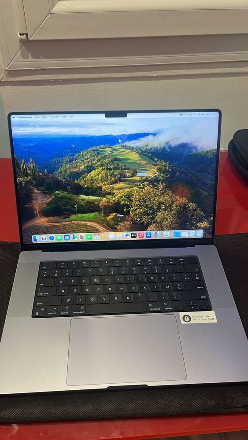 MacBook Pro 2021 M1 Matériel informatique