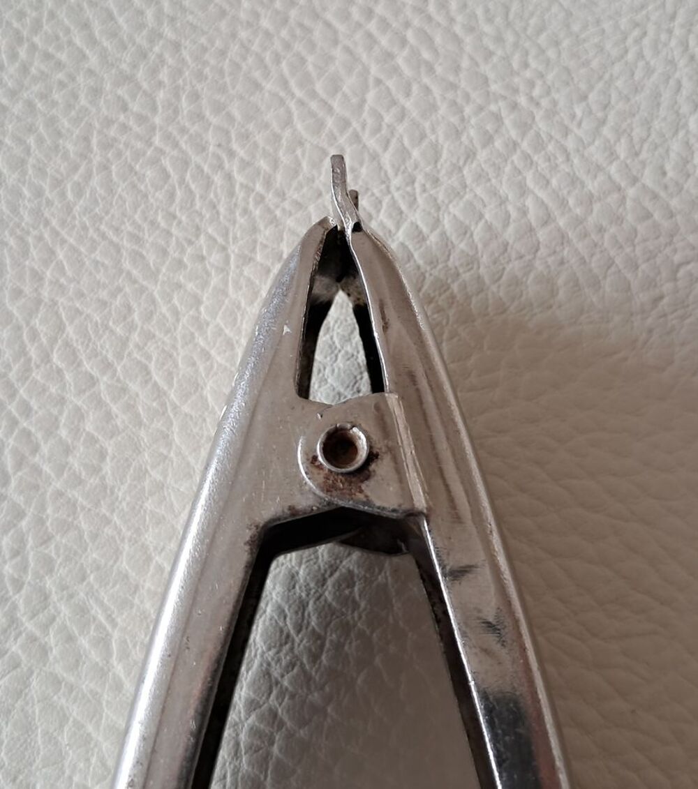 ouvre bouteille d&eacute;capsuleur &agrave; pincer vintage foley 