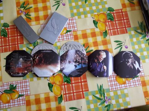 CD LORADA TOUR BOITIER M�TAL RARE 32 Roanne (42)