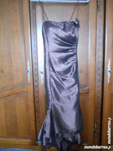 Superbe robe de cocktail  50 Petit Ebersviller (57)