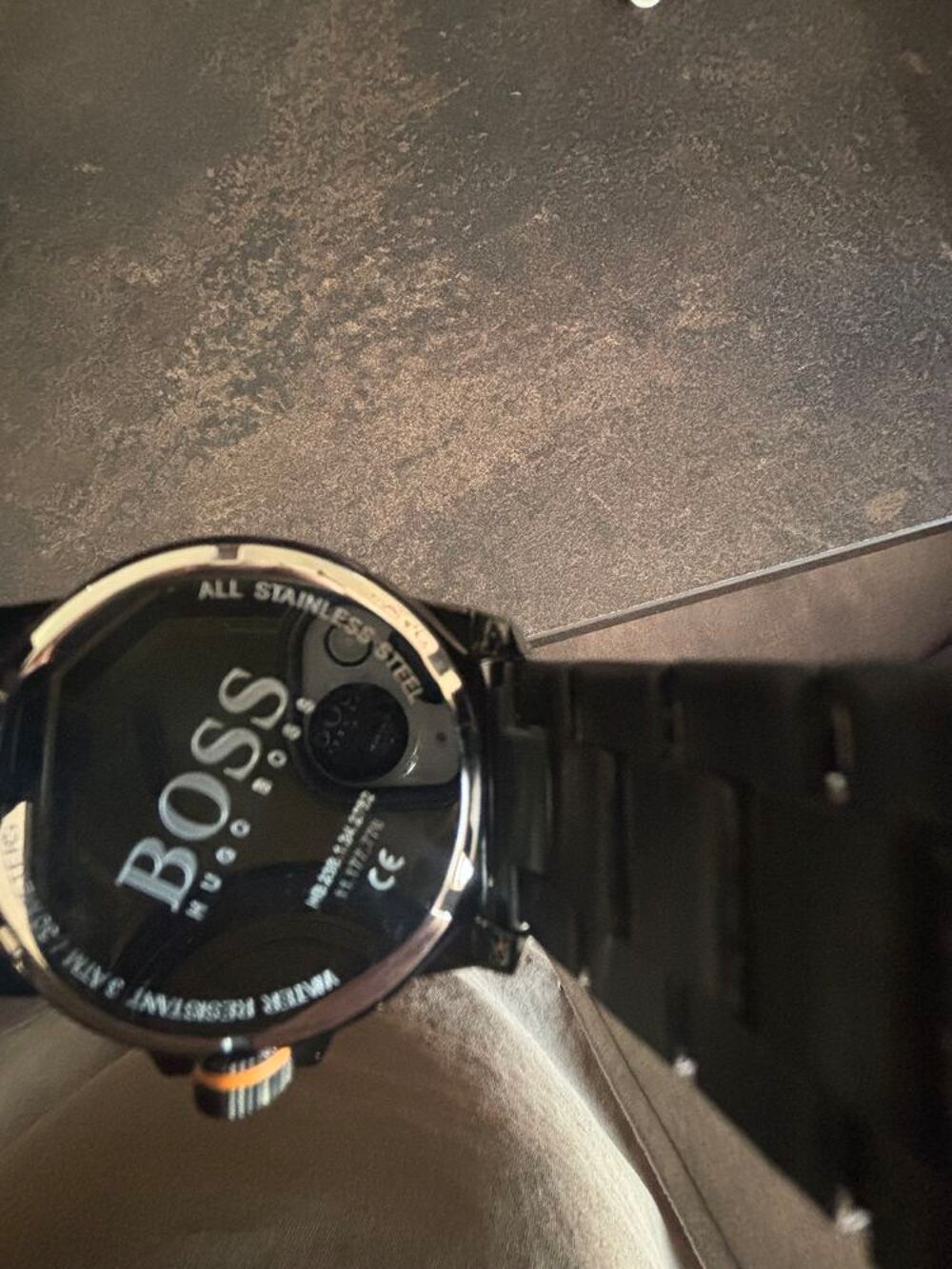 Montre Hugo boss en parfait &eacute;tat Bijoux et montres