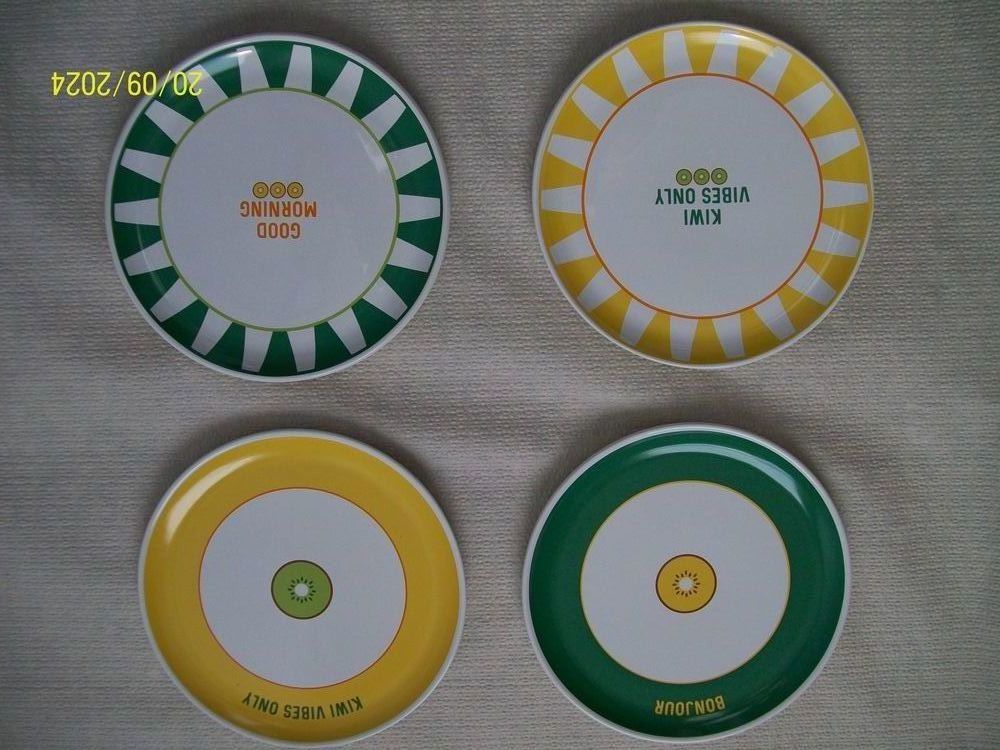 Lot 4 assiettes &agrave; dessert " Zespri " , neuf Cuisine