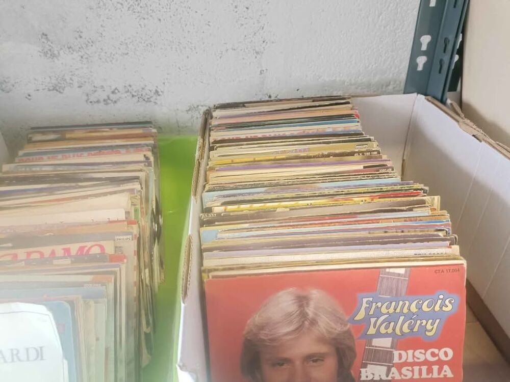 Foire aux 45 tours vinyles CD et vinyles