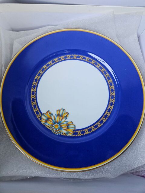 Assiettes vintage Hermès en porcelaine Sarlat-la-Canéda (24)