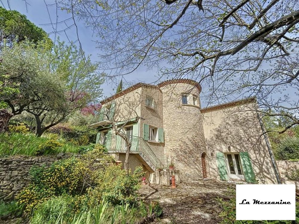 Vente Villa Magnifique villa de caractère et atypique Nîmes