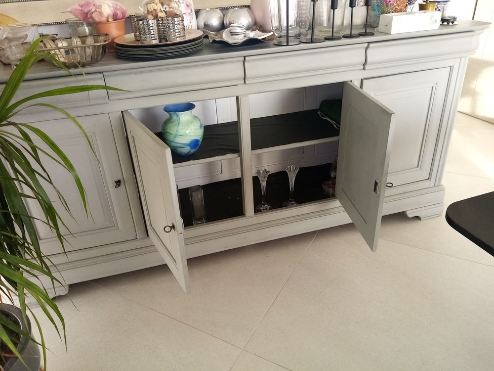 Buffet 4 portes 4 tiroirs + 2 Chevets Meubles