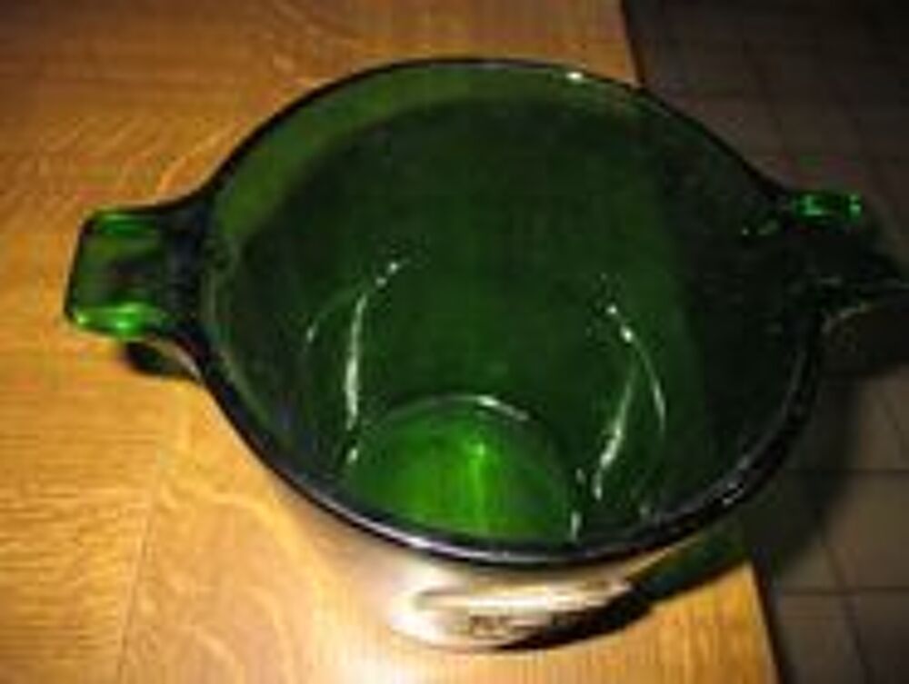Seau &agrave; champagne henriot reims en verre fume vert Décoration