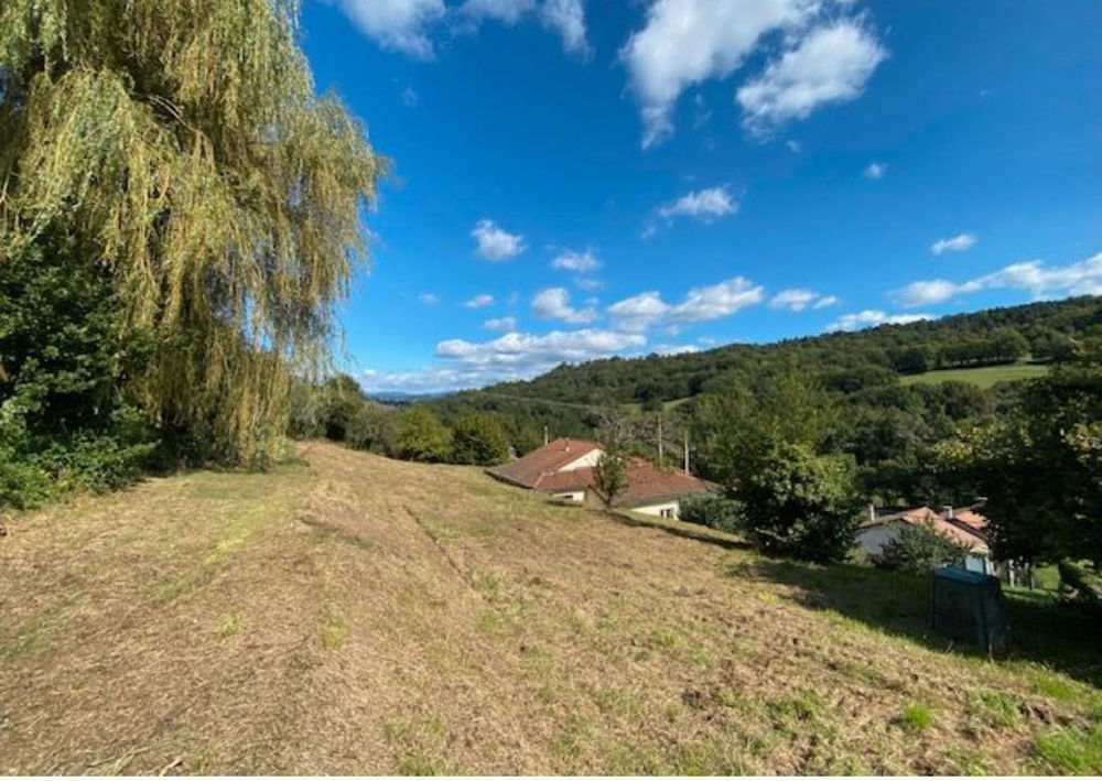 Vente Maison maison 220m2 avec piscine + terrain constructible de 1935 m2, les vigneaux de Ceyssac Ceyssac