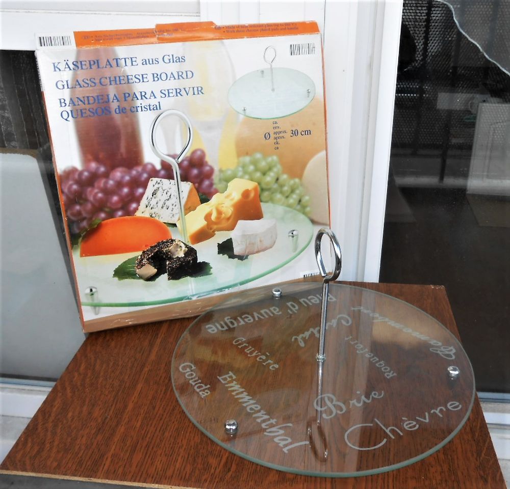 Plateau &agrave; fromage NEUF - en verre Cuisine