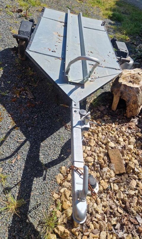 Pi&egrave;ces et &eacute;quipements Moto - Scooter - Quad Pi&egrave;ces et &eacute;quipements Moto - Scooter - Quad  occasion Airvault 79600