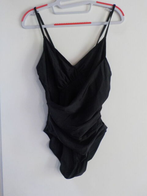 MAILLOT DE BAIN FEMME UNE PIECE NOIR TISSAIA TAILLE 38 5 Bubry (56)