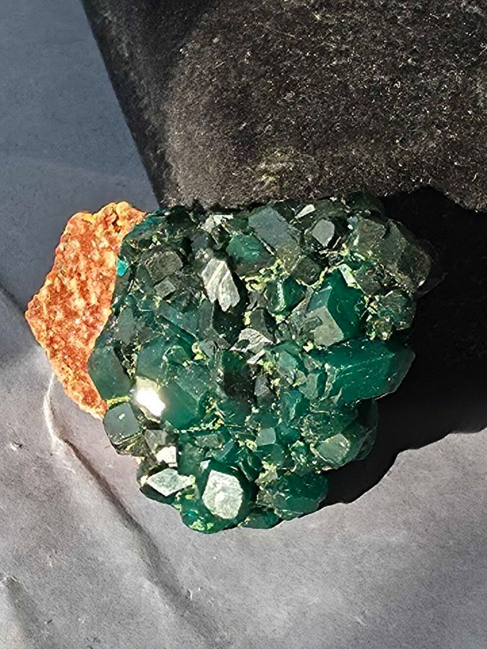 Dioptase Brute Vert Emeraude sur Matrice-Katanga 16g 