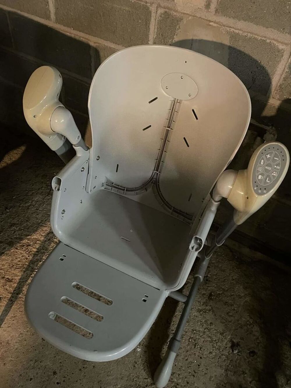 Poussette avec transat
Chaise haute
Transat Pu�riculture
