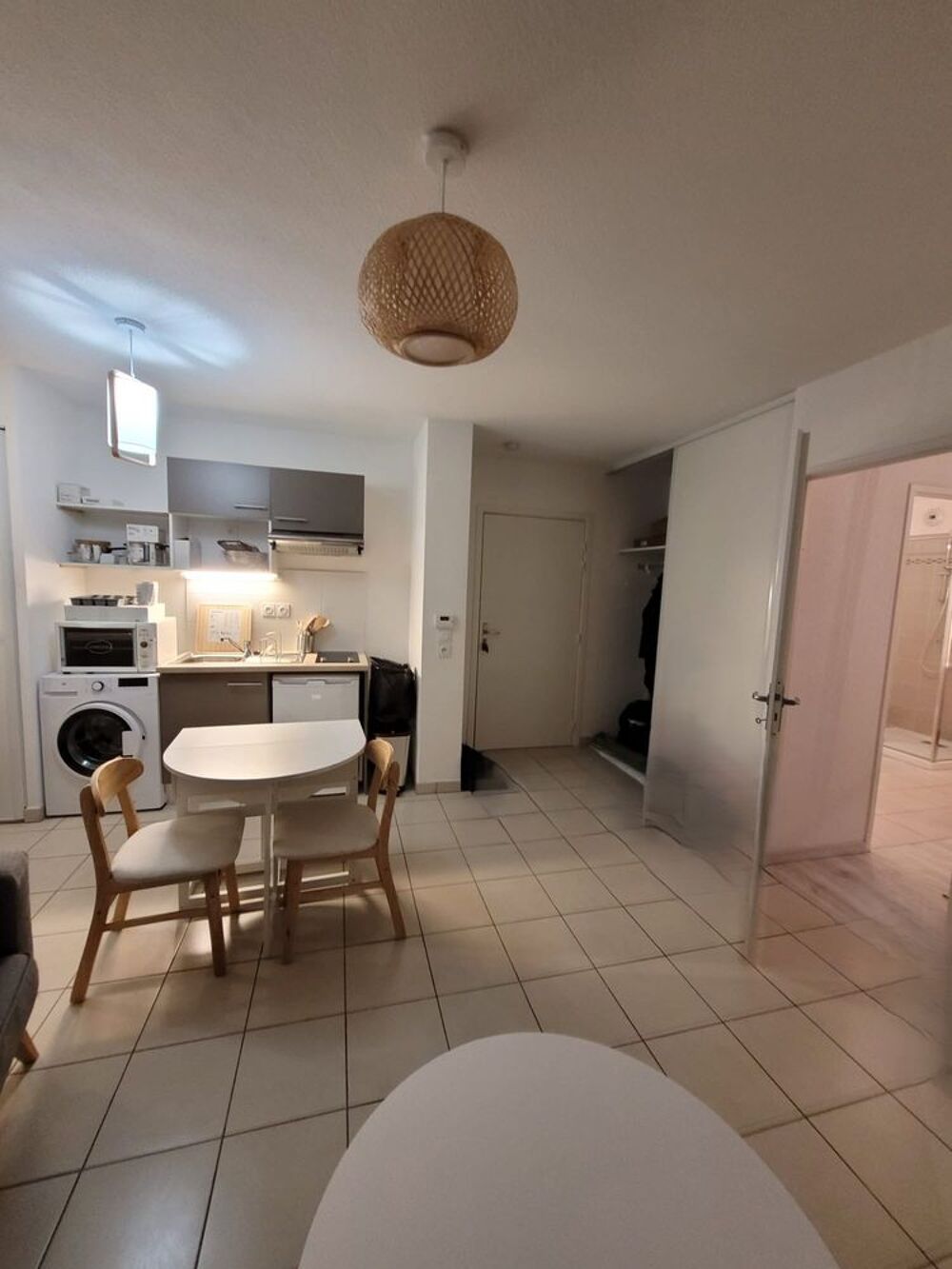 Vente Appartement APPARTEMENT T2 - Terrasse de 12m2 - LE HAILLAN 33185 Le haillan