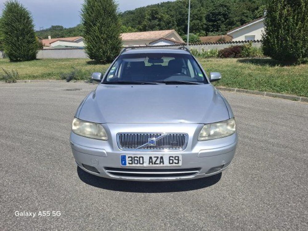 V70 D5 185 Momentum Geartronic A 2006 occasion 69320 Feyzin