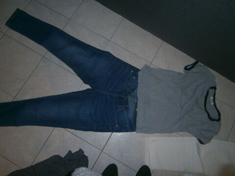 lot ensemble ado taille S 5 Annonay (07)