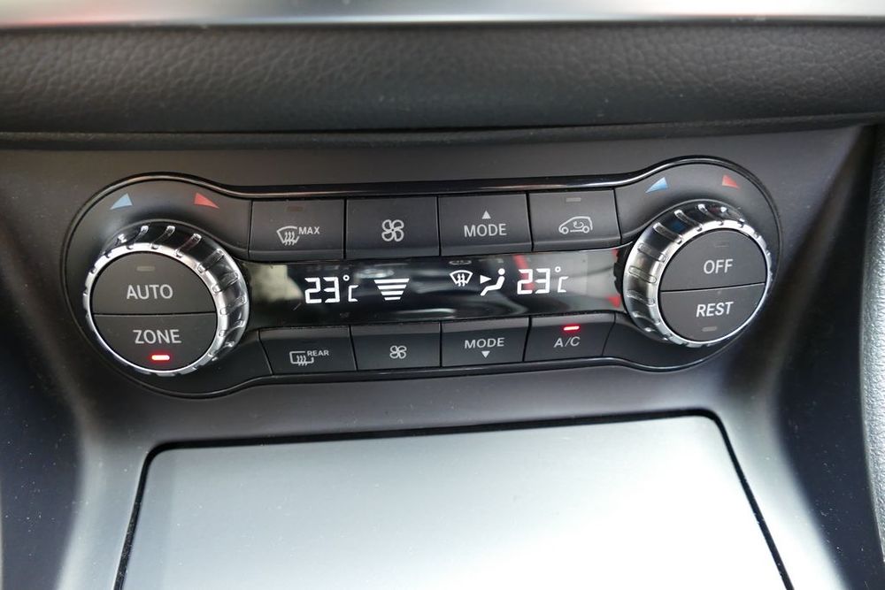 Classe CLA 250 Version Sport 7-G DCT A 2015 occasion 13600 La Ciotat