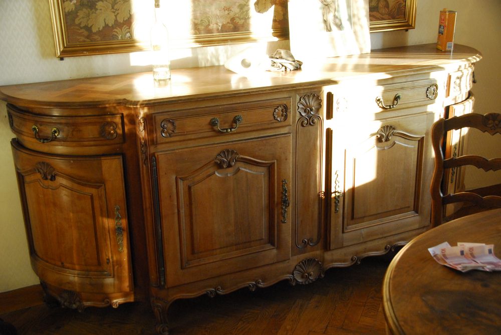 Meubles anciens bois massif Meubles