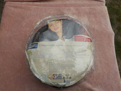 COUSSIN CALE-NUQUE Meradiso Neuf sans �tiquette 5 Bubry (56)