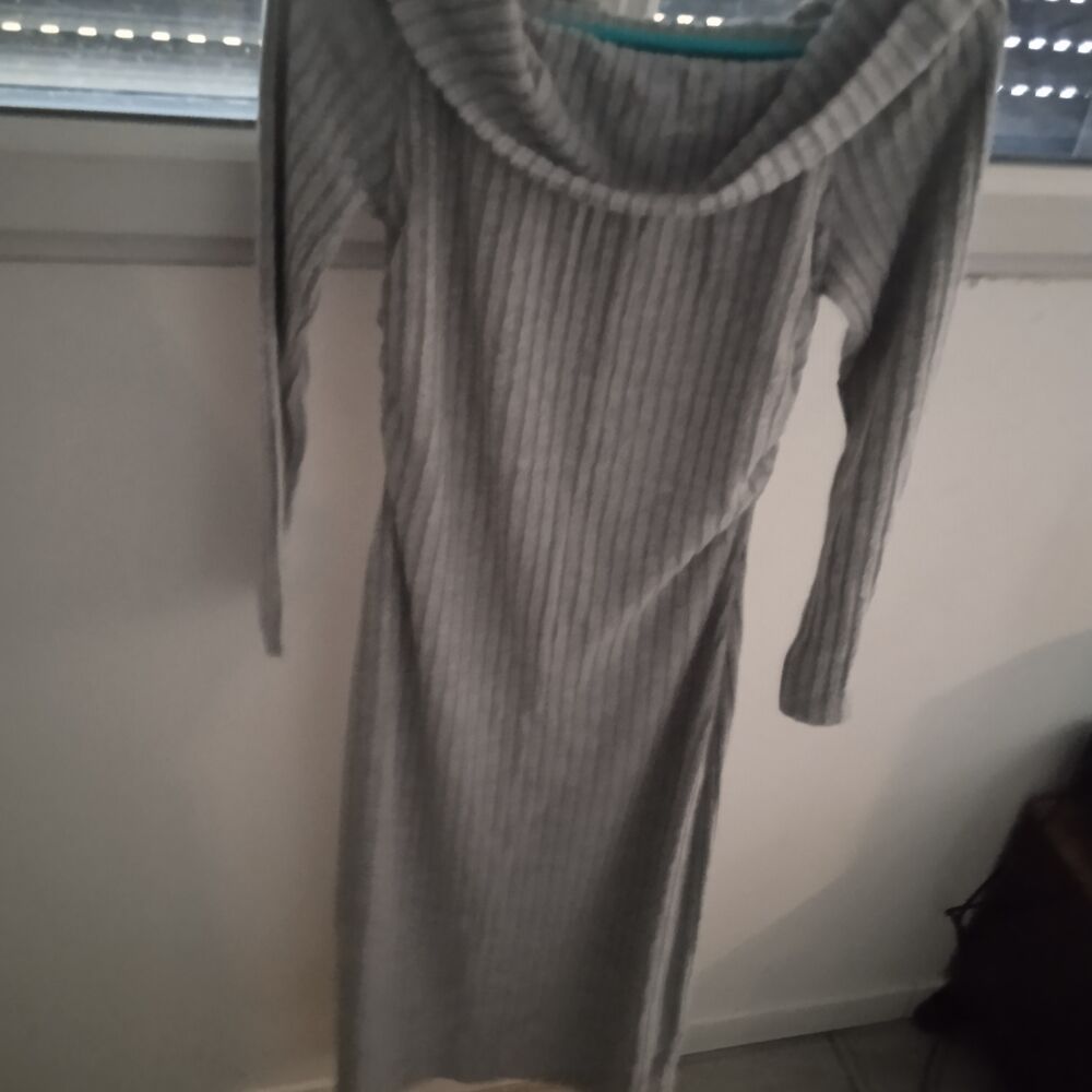 Robe longue manches longues marque shein taille L 97% polyes Vêtements