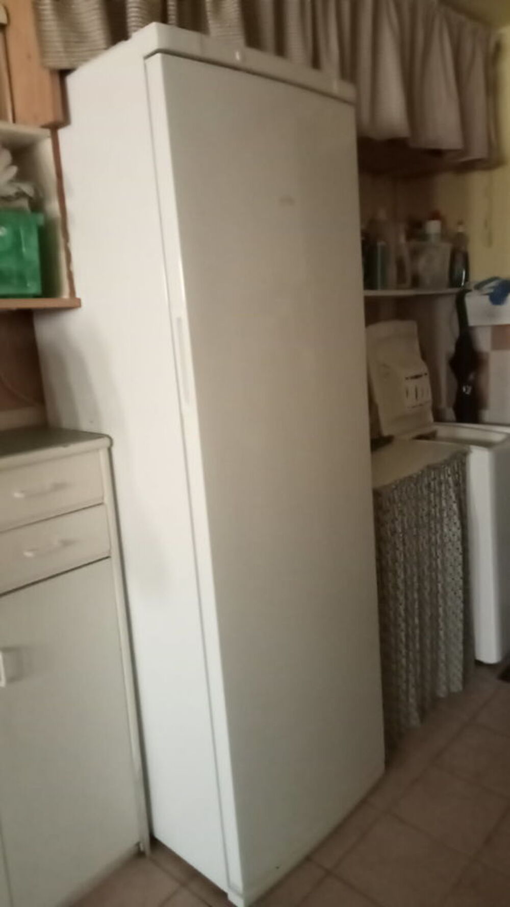 Cong&eacute;lateur armoire blanc Electroménager