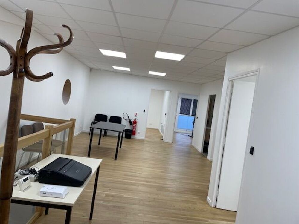 Vente Immeuble ENTREPOTS & BUREAUX 220m² THORIGNY SUR MARNE Thorigny-sur-marne
