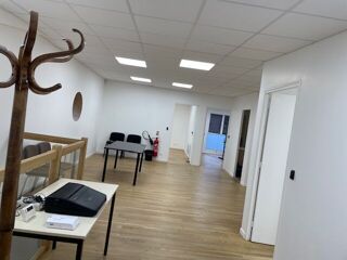  Immeuble à vendre 220 m²