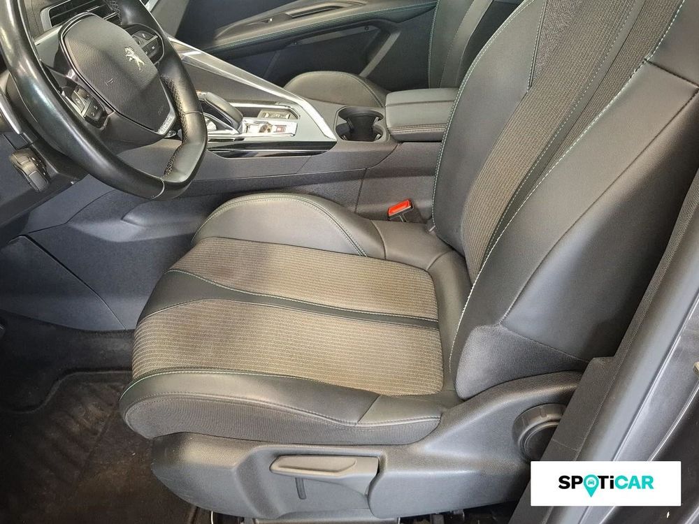 3008 Hybrid 225 e-EAT8 Allure 2021 occasion 46000 Cahors