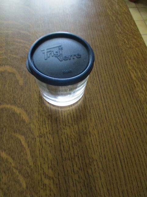 Pot en verre et son couvercle herm�tique pour tout 0 M�rignies (59)