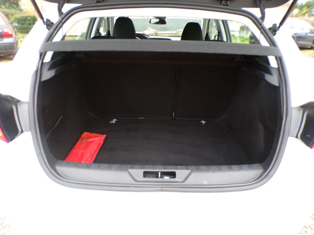308 BlueHDi 100ch S&S BVM6 Active 2020 occasion 42300 Roanne