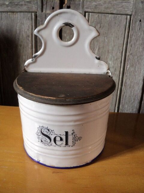 Boite � Sel en T�le �maill�e Cuisine 1900 �pices 35 Loches (37)