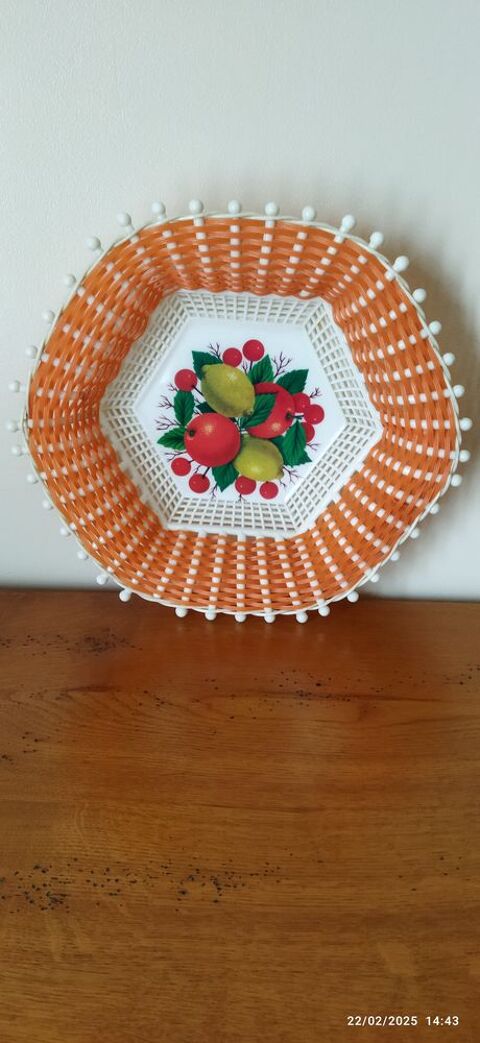 CORBEILLES A PAIN VINTAGE 6 Elbeuf (76)